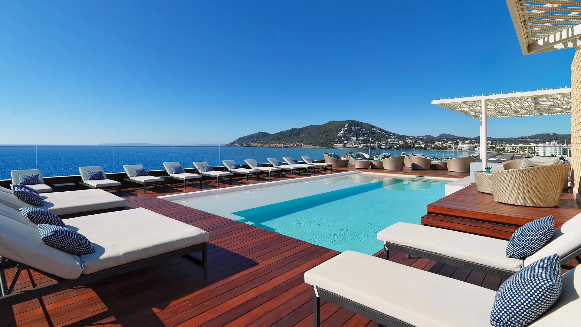 Aguas De Ibiza Grand Luxe Hotel - Small Luxury Hotel Of The World Santa Eularia des Riu