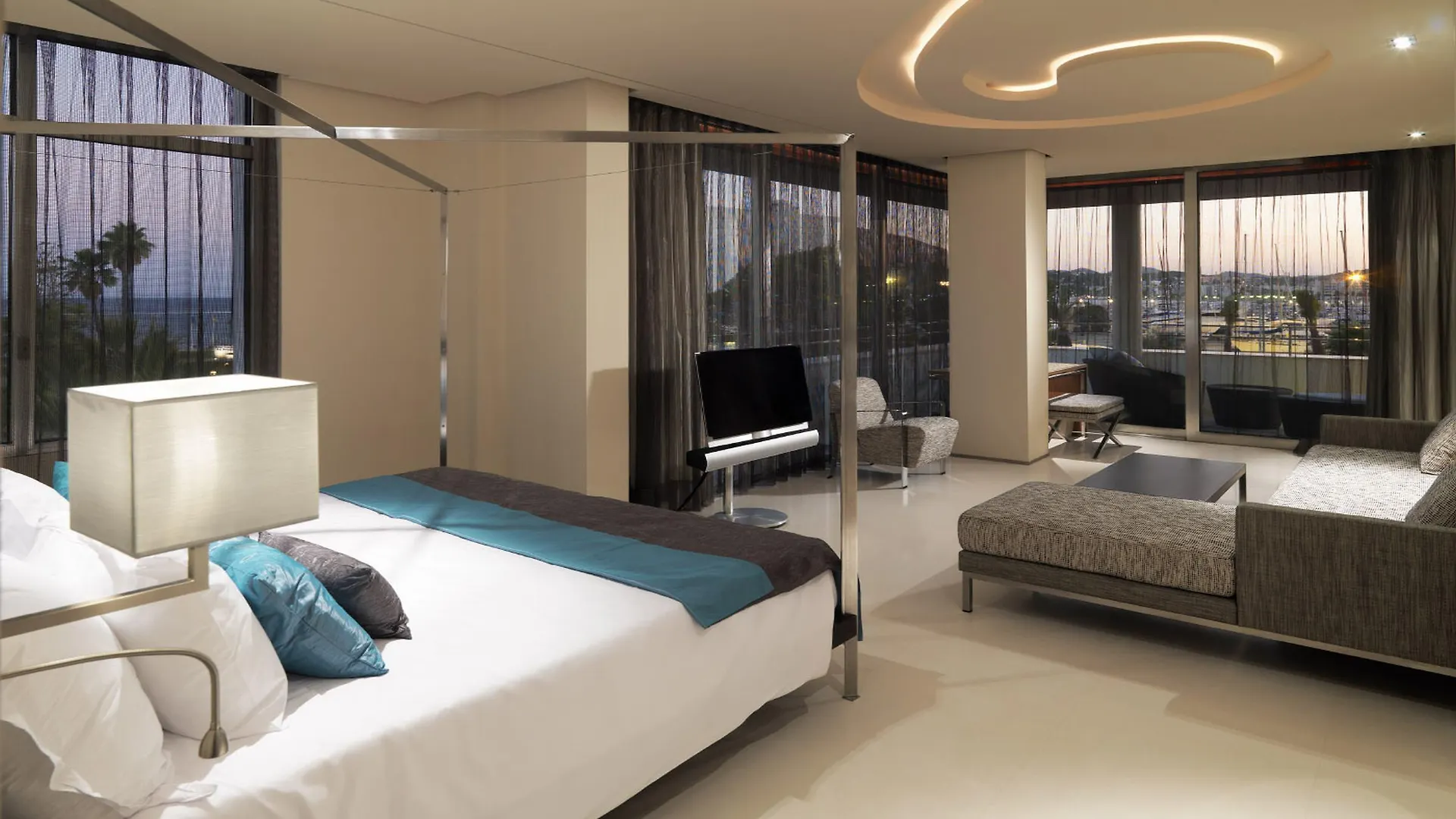 Aguas De Ibiza Grand Luxe Hotel - Small Luxury Hotel Of The World Santa Eularia des Riu