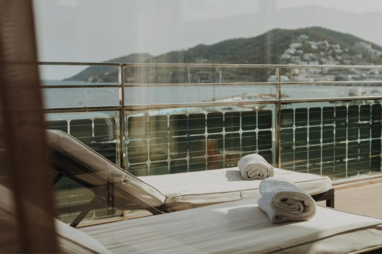 Aguas De Ibiza Grand Luxe Hotel - Small Luxury Hotel Of The World Santa Eularia des Riu